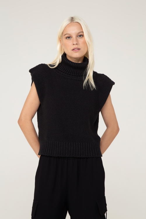 COLETE TRICOT CESCA PRETO V24