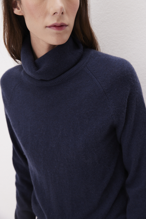 BLUSA TRICOT GOLA ALTA I25