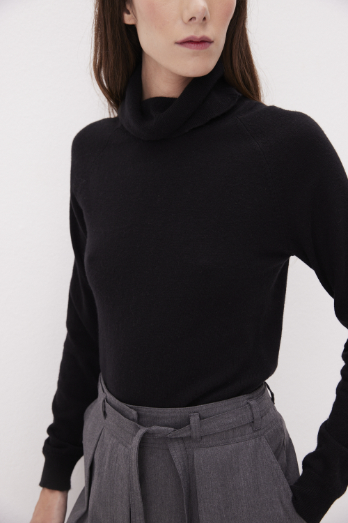BLUSA TRICOT GOLA ALTA I25