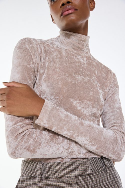 BLUSA TULE EMILY GOLA ALTA I26