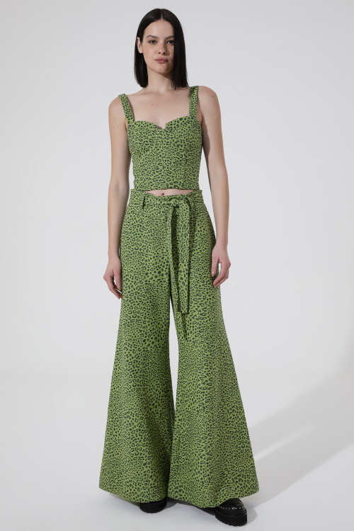 TOP GREEN JAGUAR I23